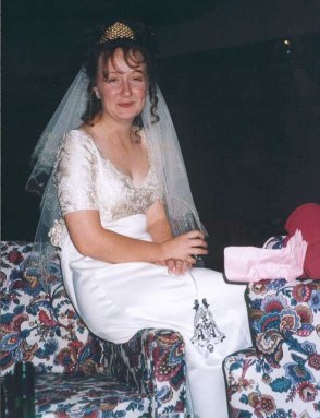 Tydi hi'n edrych yn ddel!